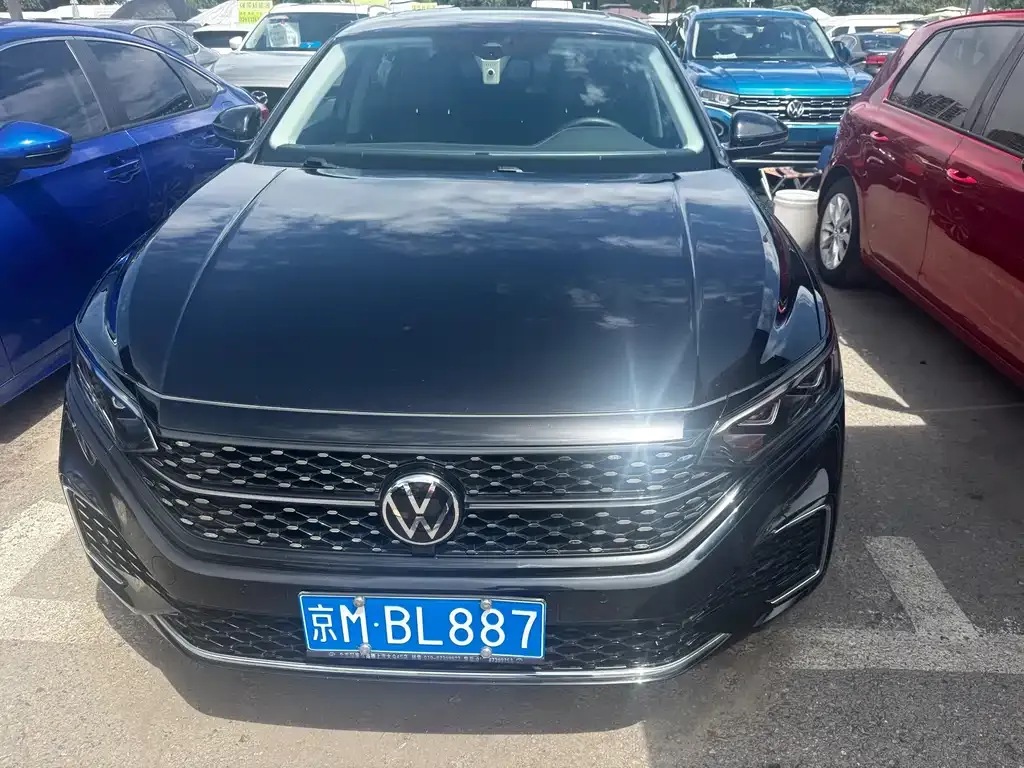 Volkswagen Passat — фото 9