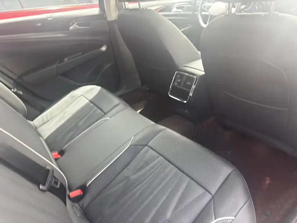 Volkswagen Passat — фото 2
