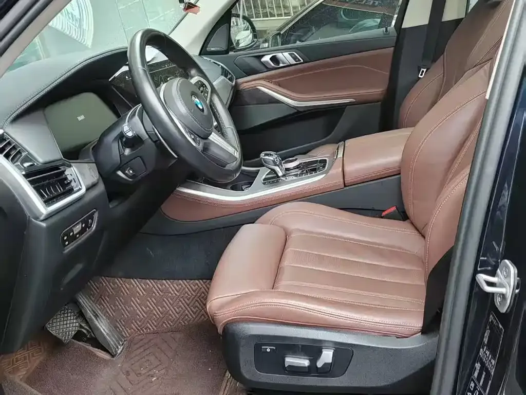BMW X5 (Import) — фото 4