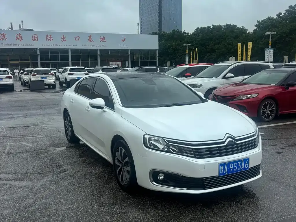Citroen C6 2022 из CN, фото 2