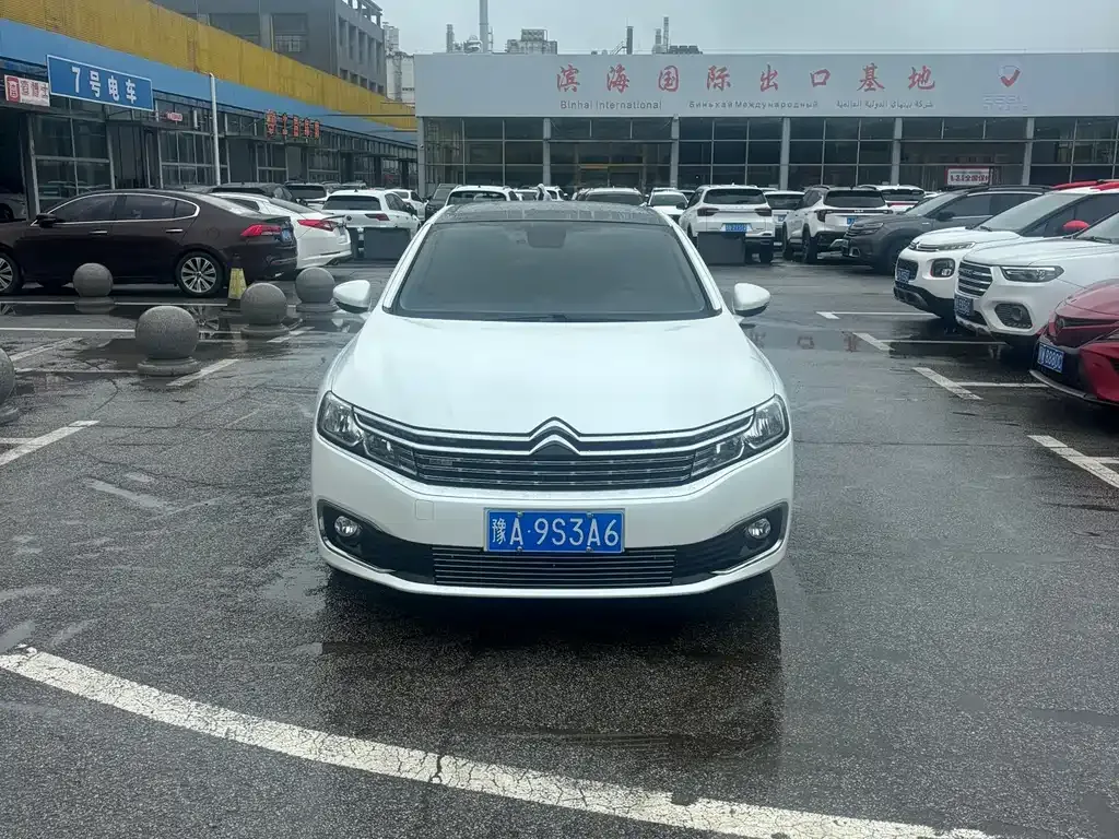 Citroen C6 2022 из CN, фото 6