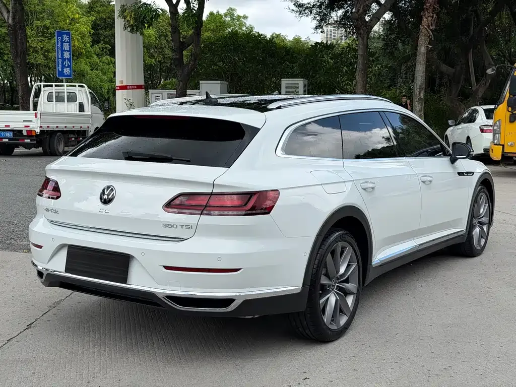 Volkswagen CC — фото 9