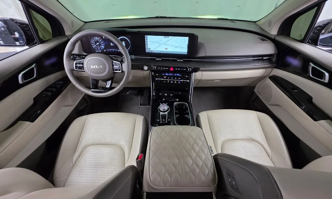 Kia Carnival — фото 9