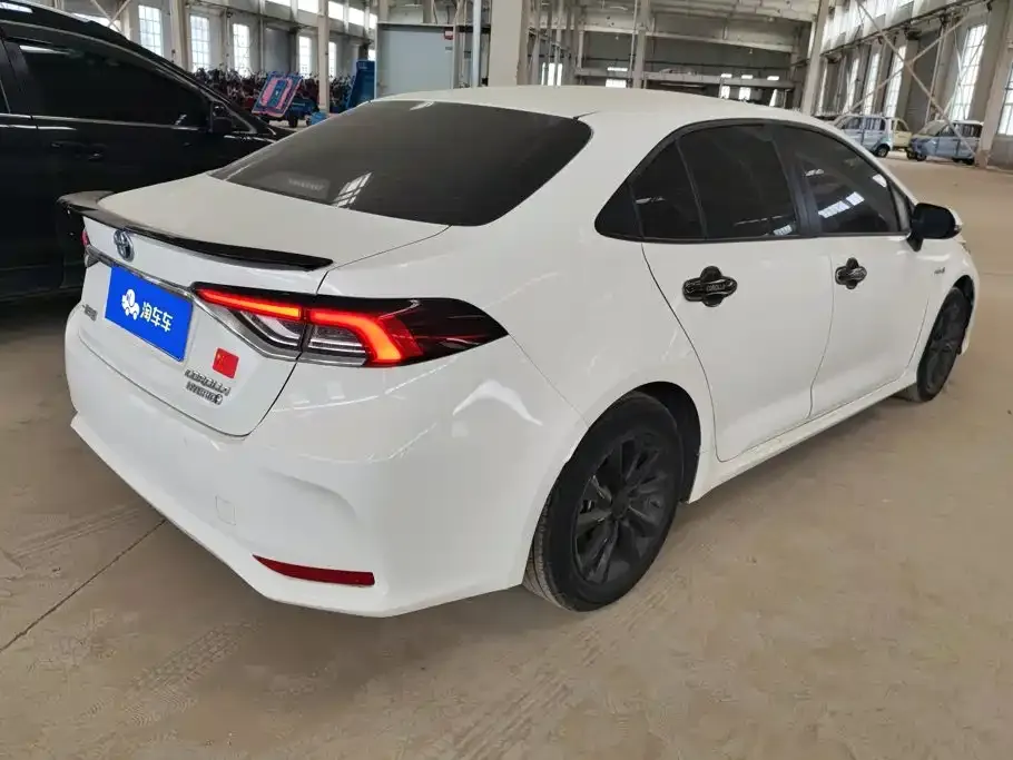 Toyota Corolla 2023 из CN, фото 5