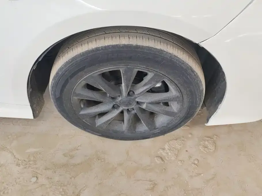 Toyota Corolla 2023 из CN, фото 2