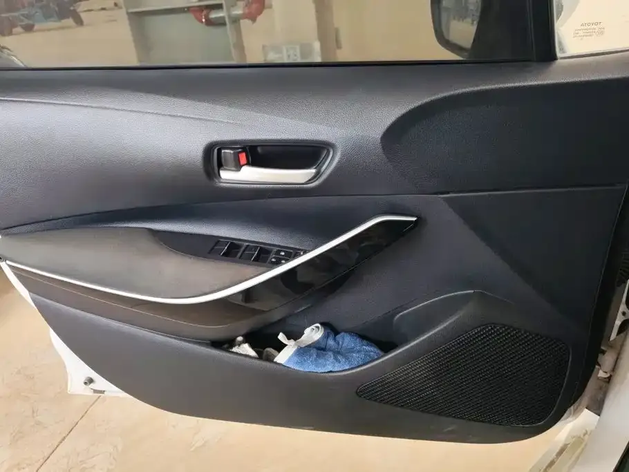 Toyota Corolla 2023 из CN, фото 6