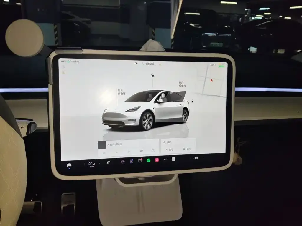Tesla Model Y — фото 4