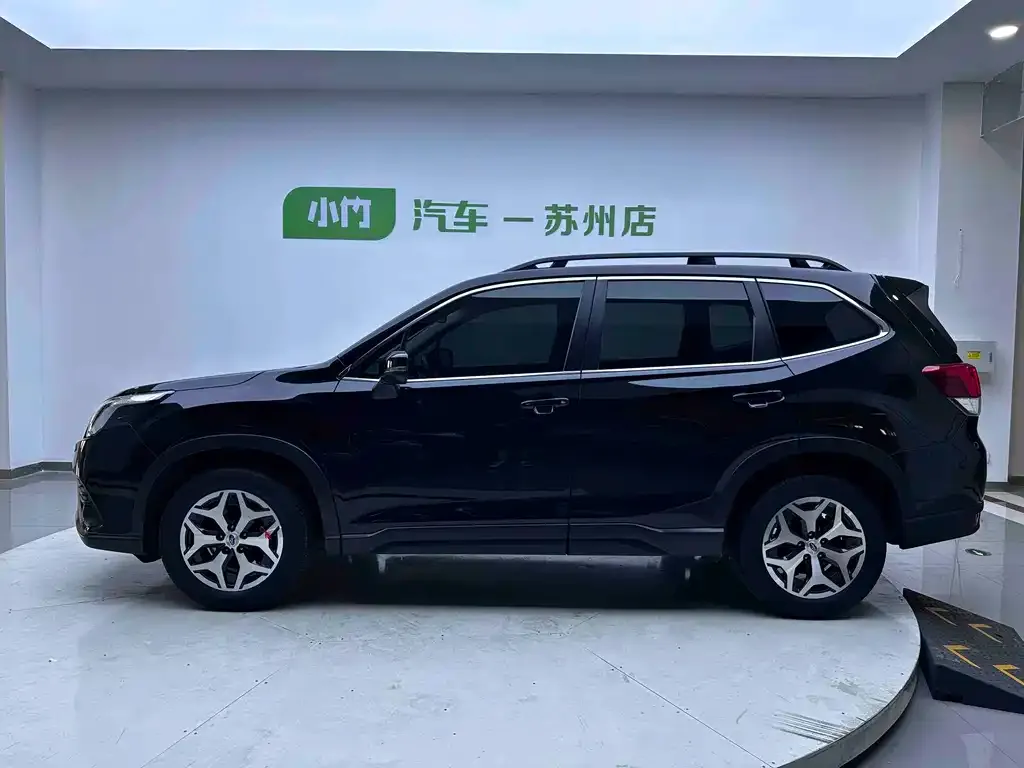 Subaru Forester — фото 2
