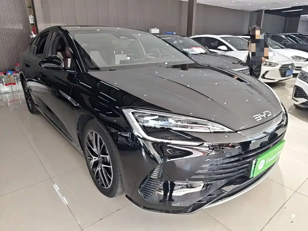 BYD Seal 07 DM-i — фото 7