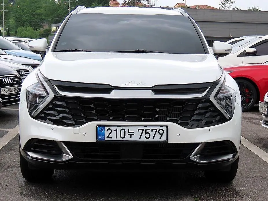 Kia Sportage — фото 1