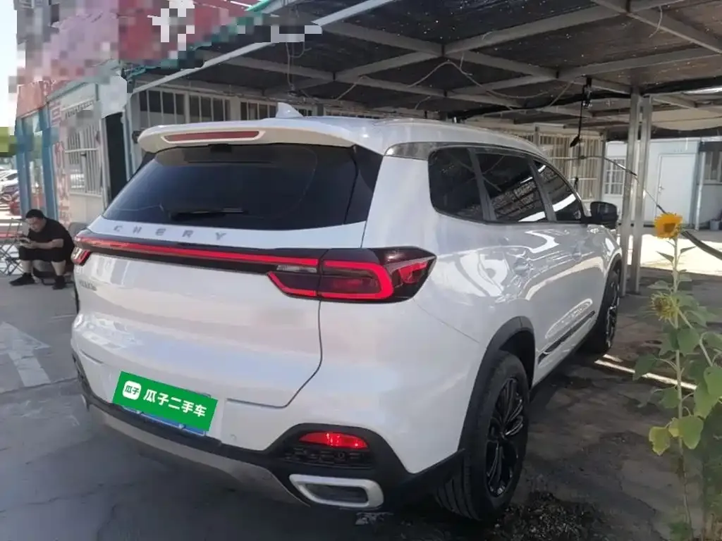 Chery Tiggo 8 — фото 6