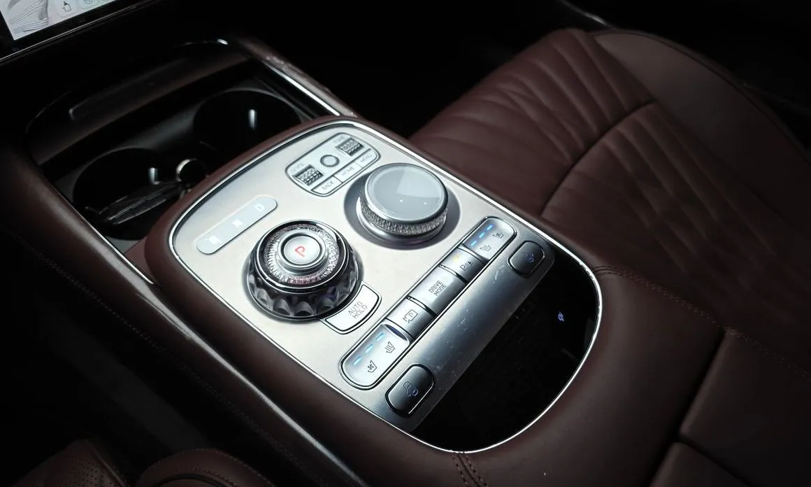 Genesis G90 — фото 4