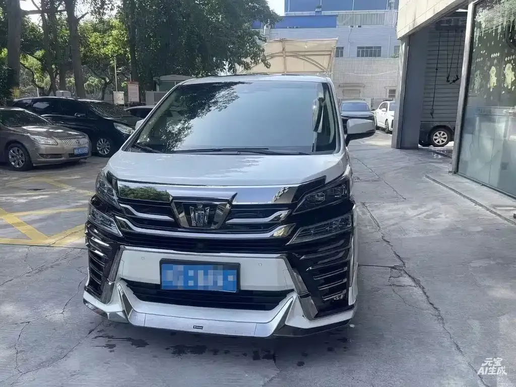 Toyota Vellfire — фото 8