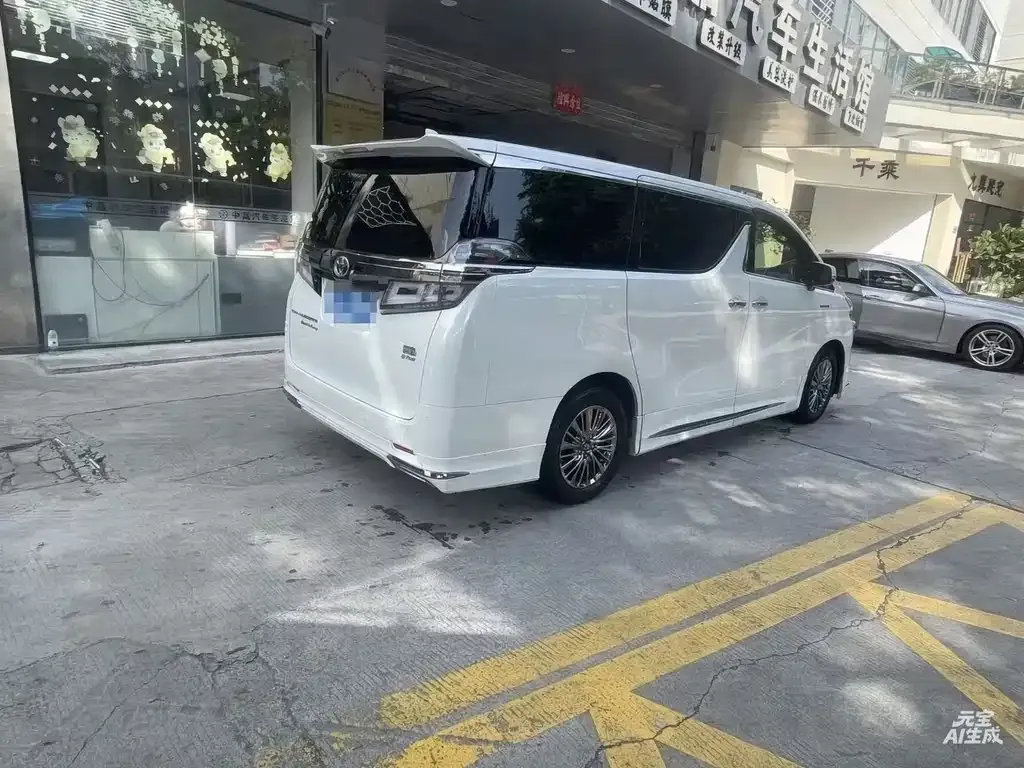 Toyota Vellfire — фото 6