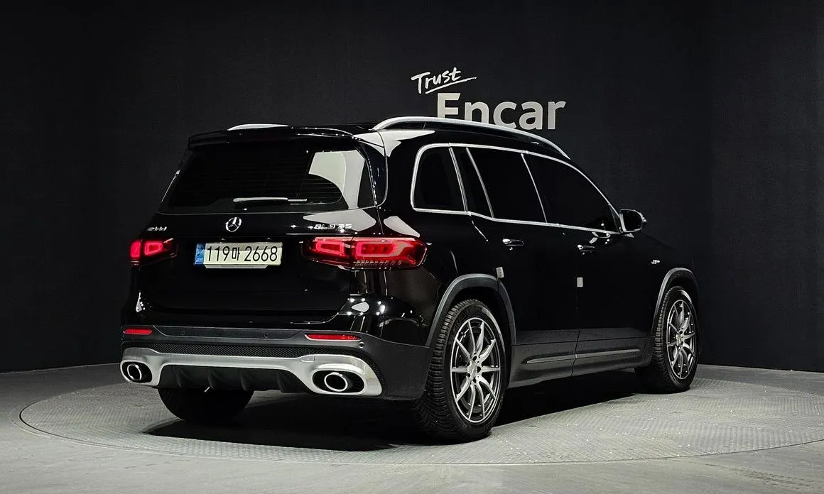 Mercedes-Benz GLB-Class — фото 6