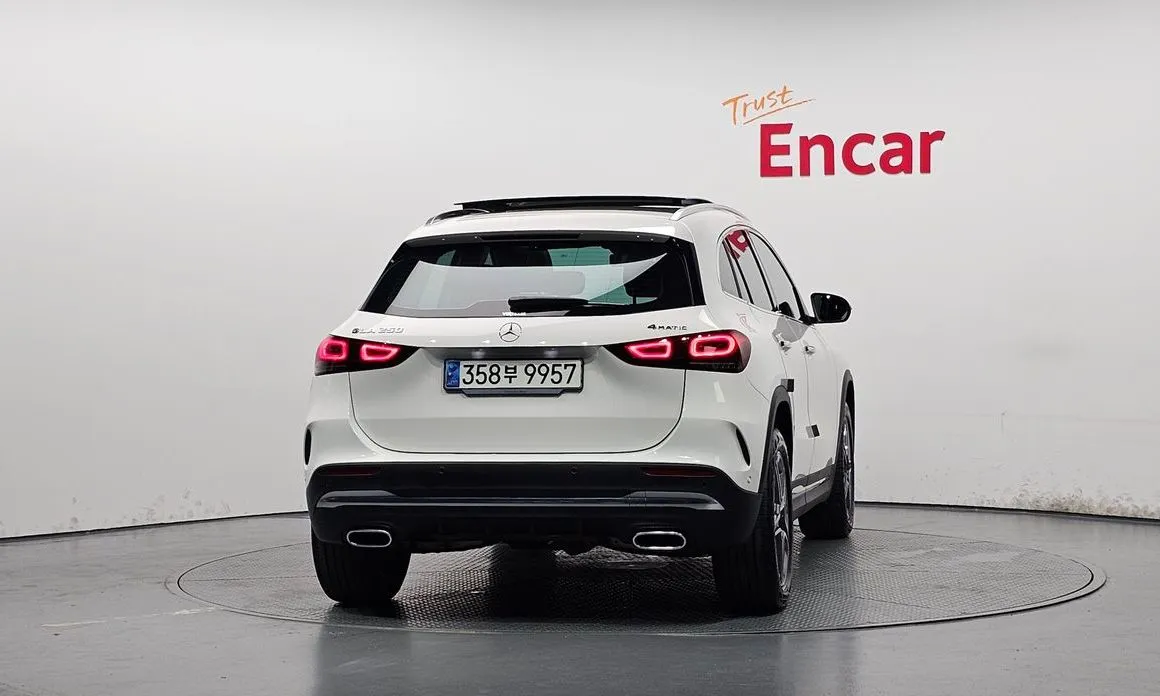 Mercedes-Benz GLA-Class — фото 2