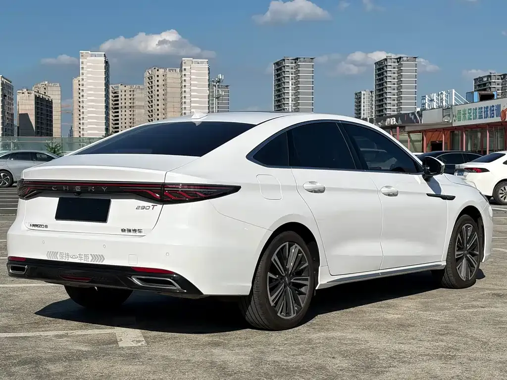 Chery Arrizo 8 PRO — фото 4