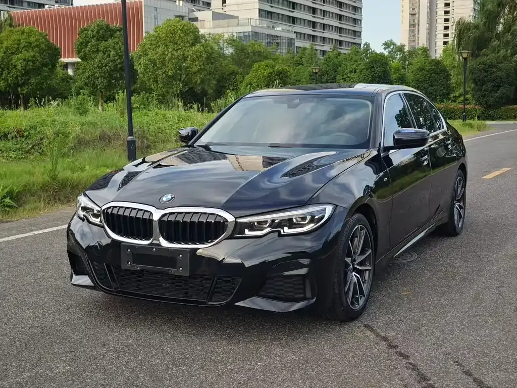 BMW 3 Series — фото 1