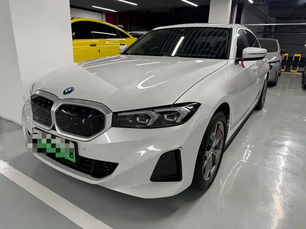BMW i3 — фото 1