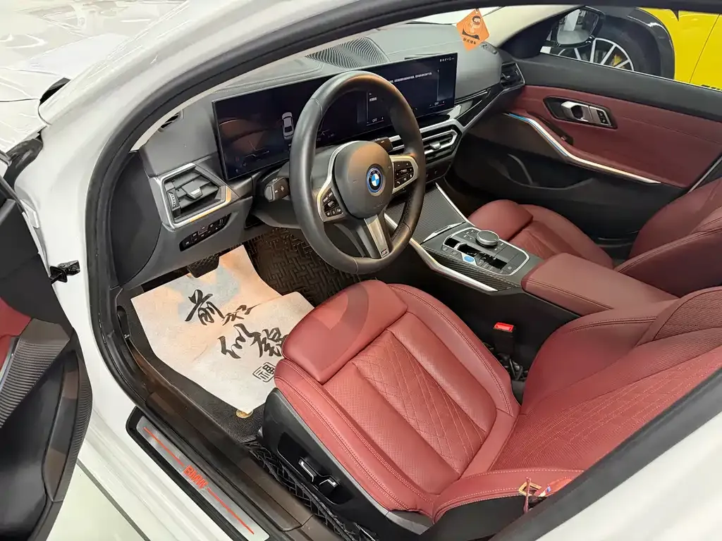 BMW i3 — фото 9