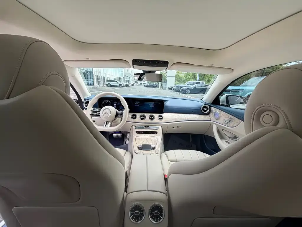 Mercedes-Benz E-Class (Import) 2023 из CN, фото 2