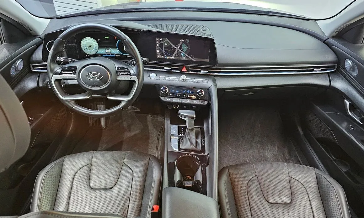 Hyundai AVANTE — фото 2
