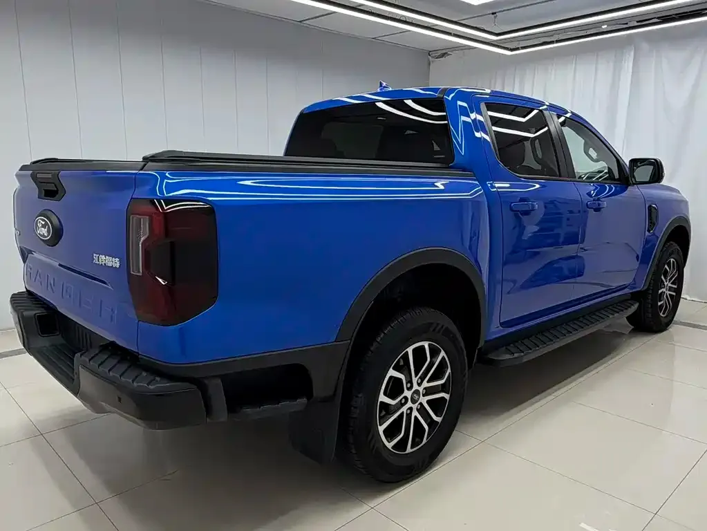 Ford Ranger — фото 10