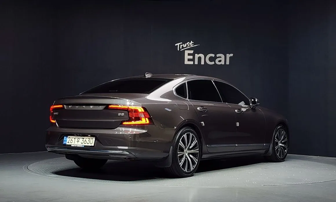 Volvo S90 2022 из KR, фото 3