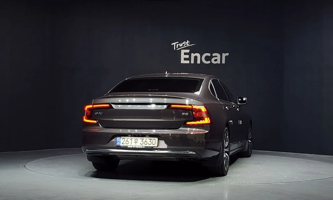 Volvo S90 2022 из KR, фото 5