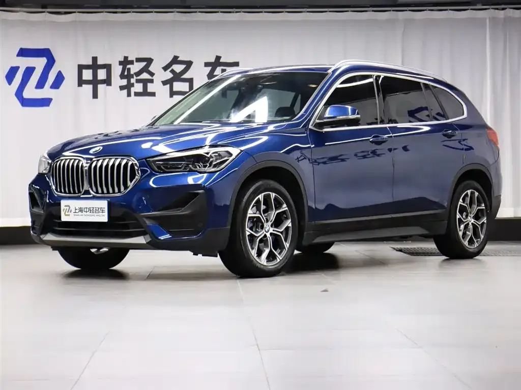 BMW X1 — фото 1
