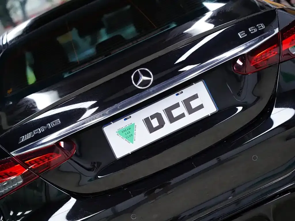 Mercedes-Benz E-Class AMG — фото 6