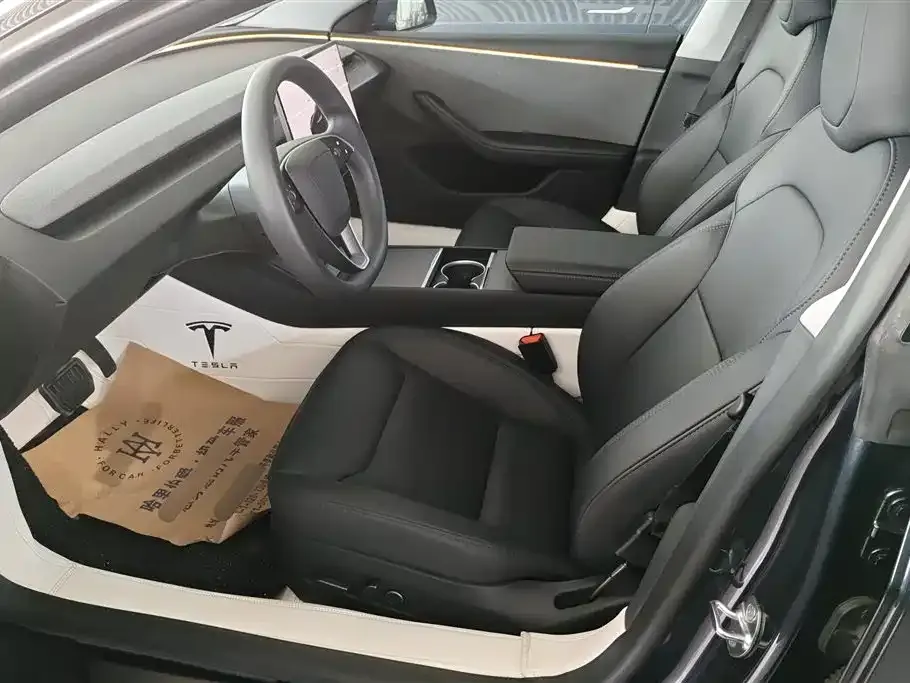 Tesla Model 3 — фото 6