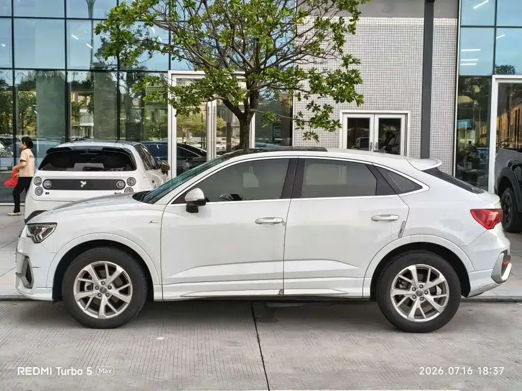 Audi Q3 Sportback 2021 из CN, фото 9