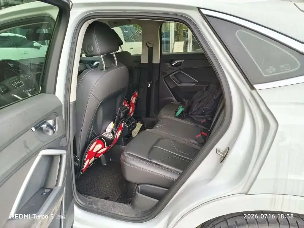 Audi Q3 Sportback 2021 из CN, фото 2