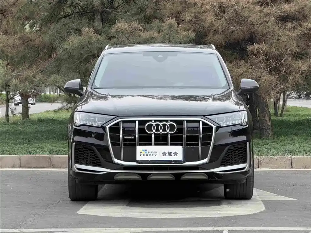 Audi Q7 — фото 5