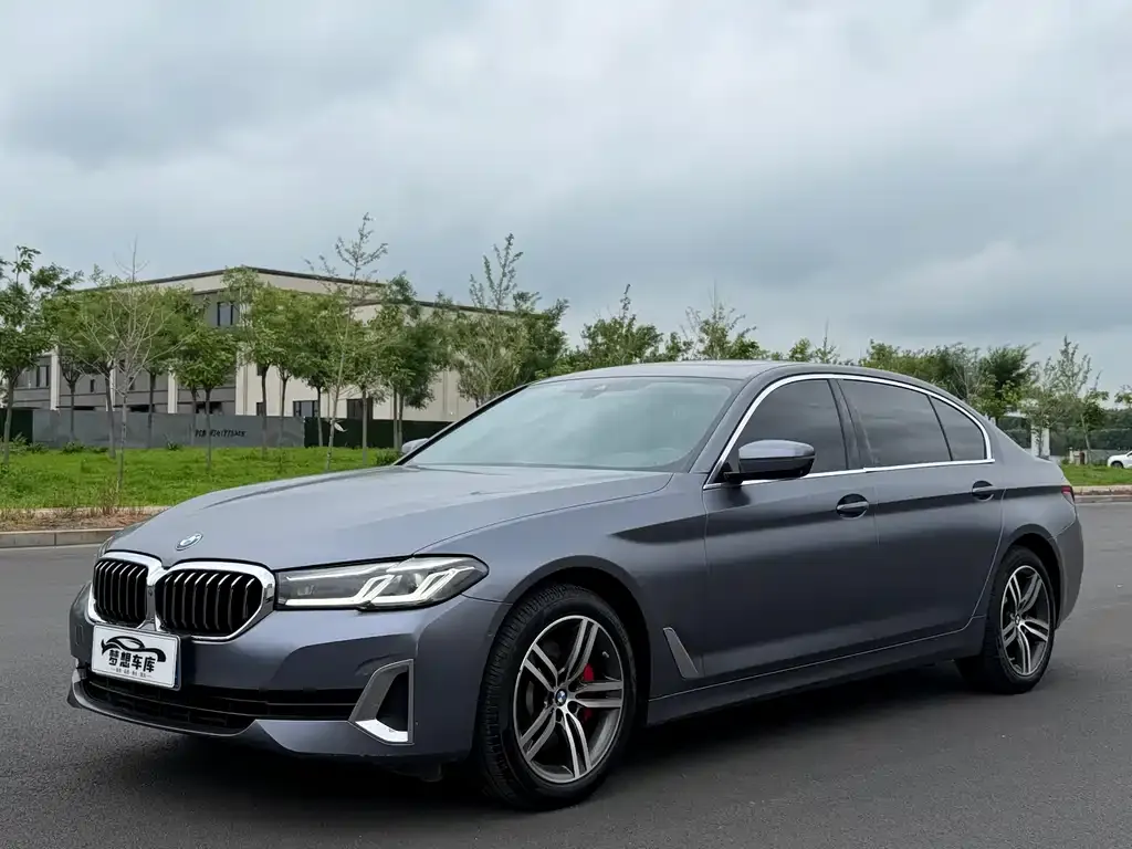 BMW 5 Series — фото 3