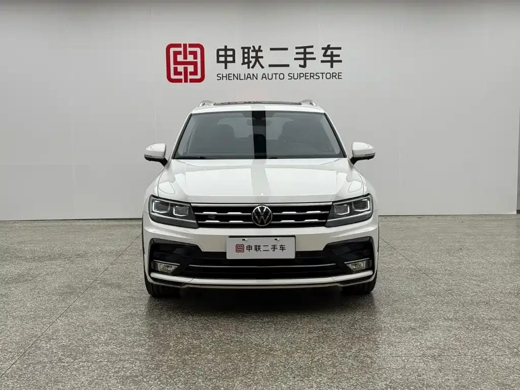 Volkswagen Tiguan L — фото 4