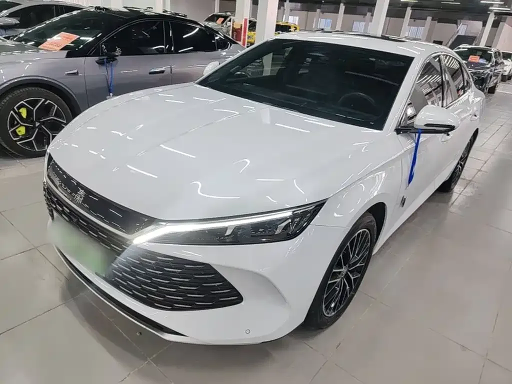 BYD Qin L — фото 9