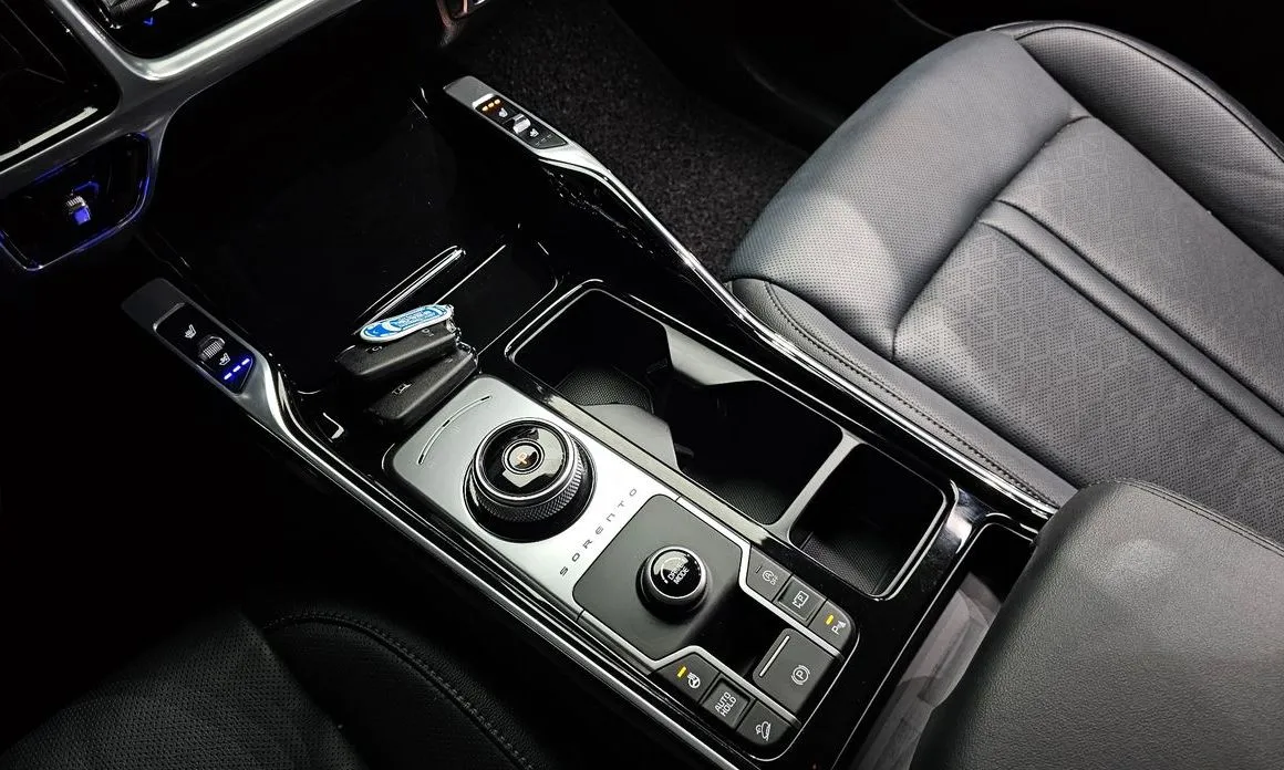Kia Sorento 2023 из KR, фото 5