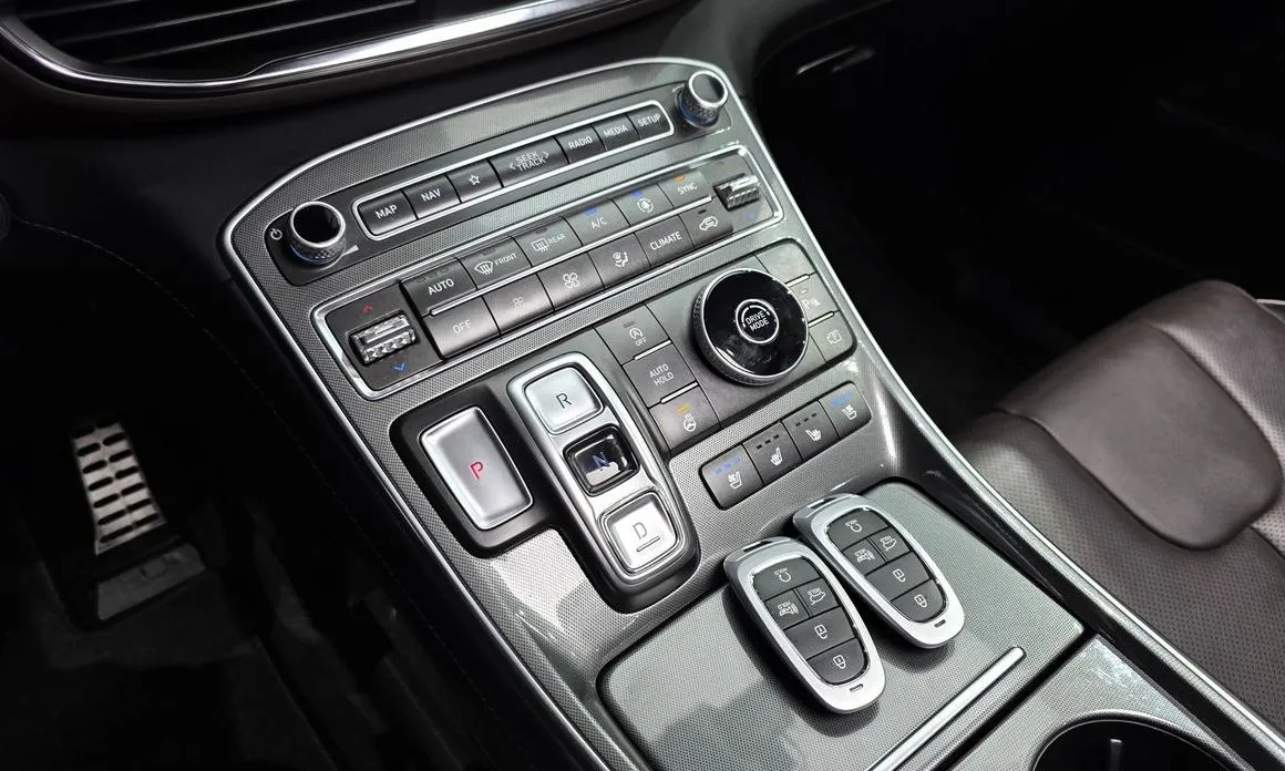 Hyundai Santafe — фото 9