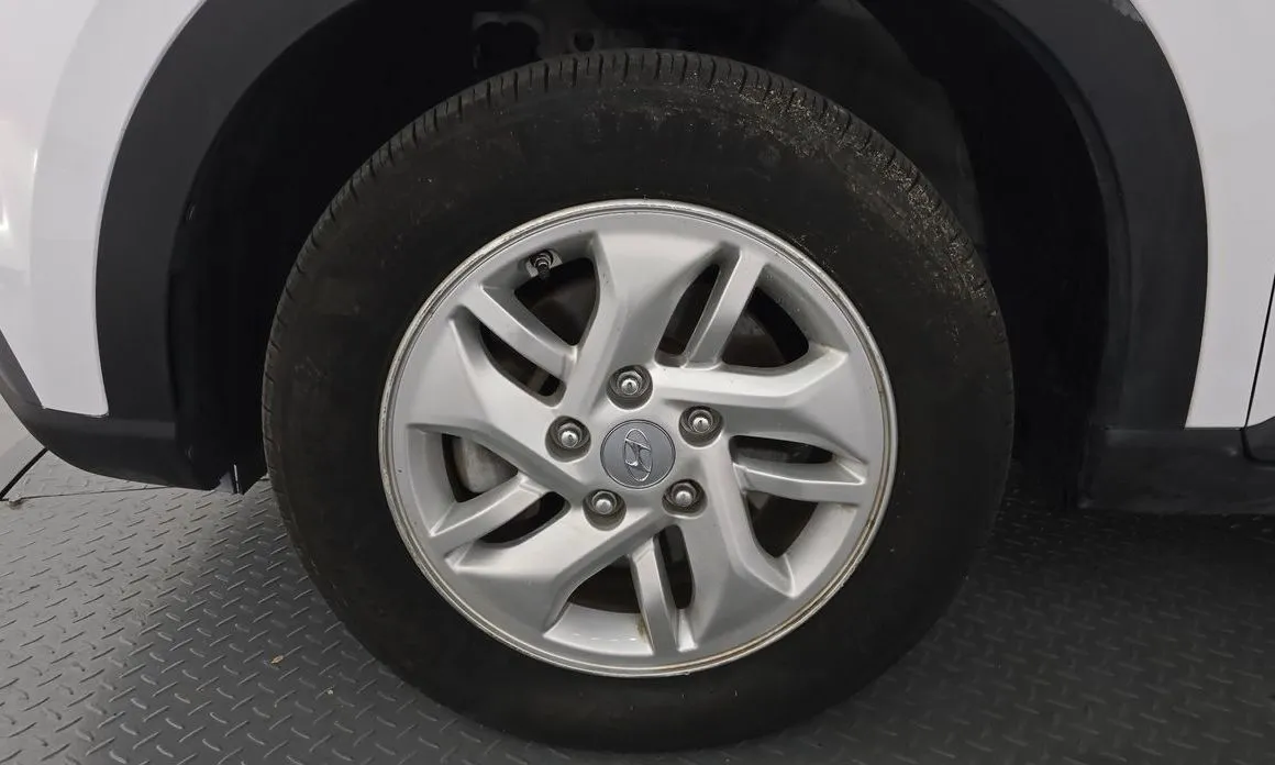 Hyundai Venue 2022 из KR, фото 10