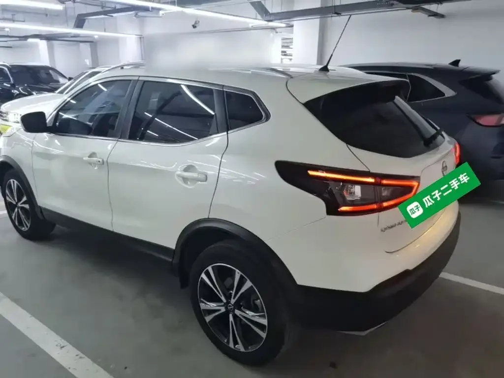 Nissan Qashqai — фото 2