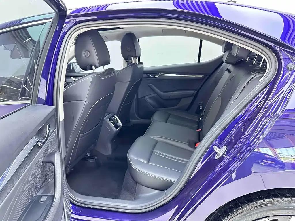 Skoda Octavia 2021 из CN, фото 7