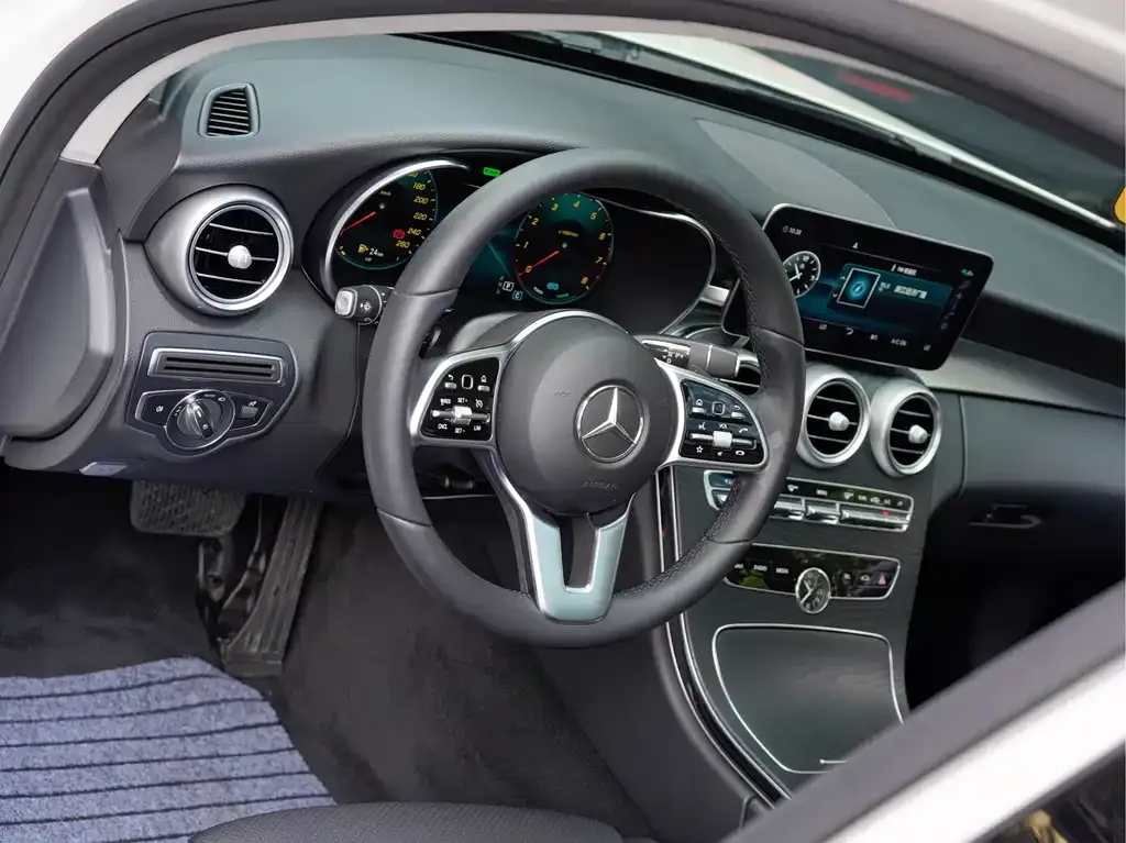 Mercedes-Benz C-Class (Import) — фото 8