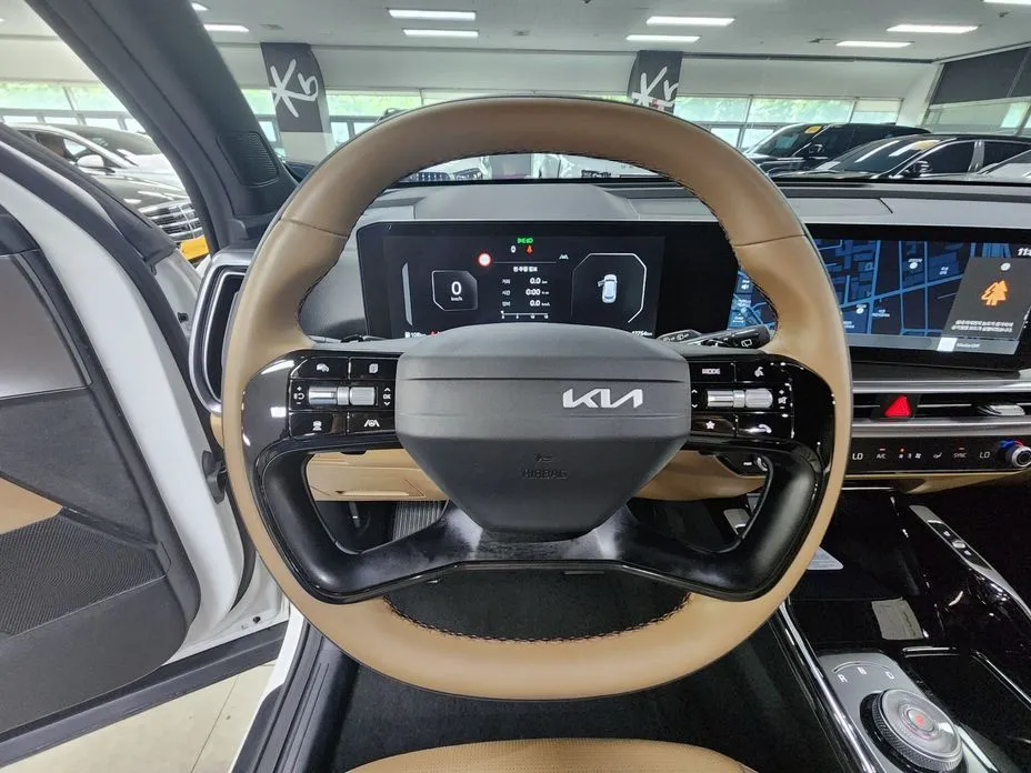 Kia Sorento — фото 6