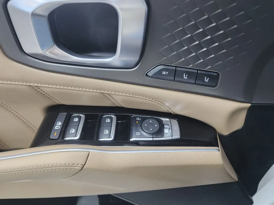 Kia Sorento — фото 5