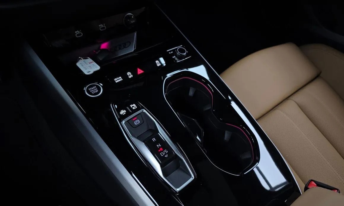Audi A5 2025 из KR, фото 6