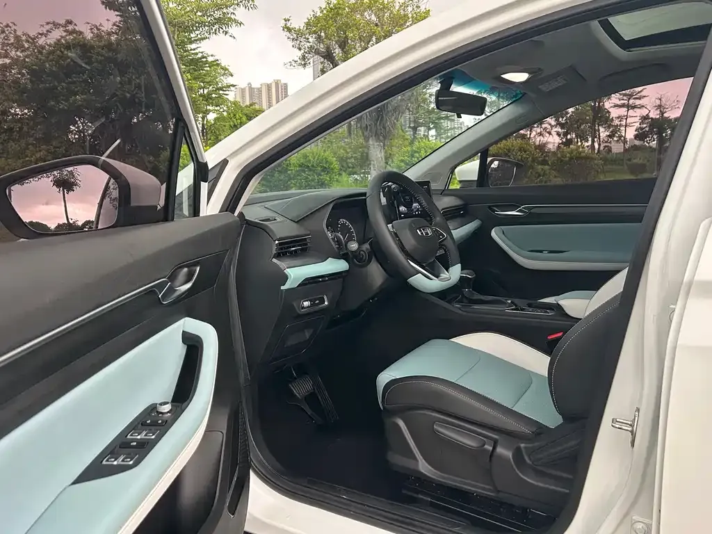 Geely Emgrand S 2024 из CN, фото 4