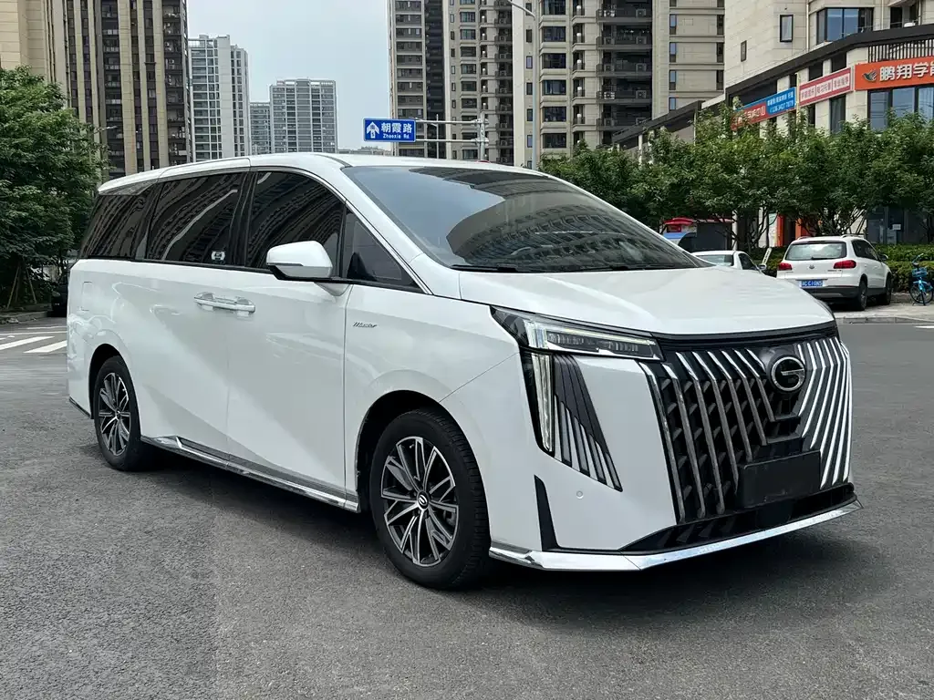 GAC Motor Trumpchi M8 — фото 8