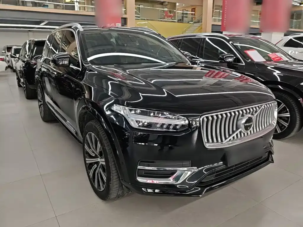 Volvo XC90 — фото 2